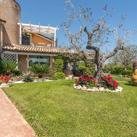 Gelsomino Villa Pineto